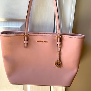 Michael Kors tote